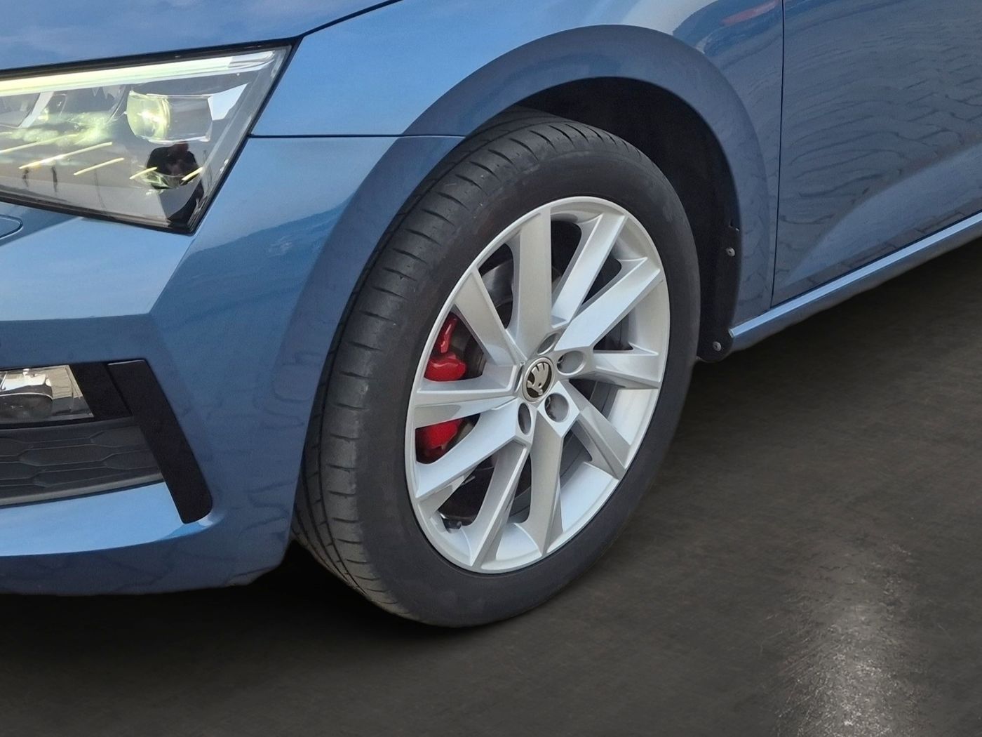 Škoda Scala 1.0 TSI Clever LM Kam. KlimaA LED FS beh. Bild 6