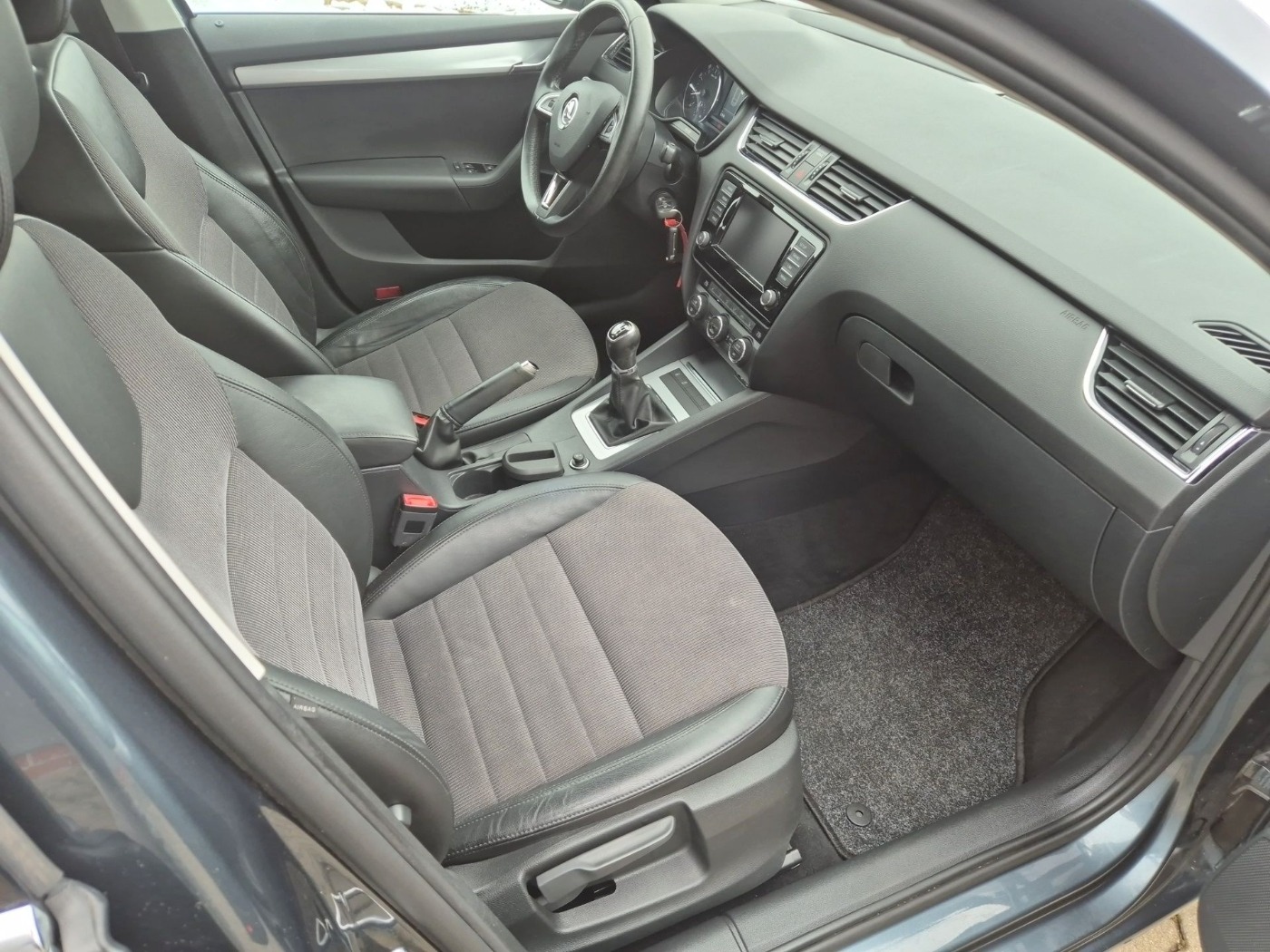 Škoda Octavia Combi 1.2 TSI Style LM 2xKlima Allwetter Bild 14