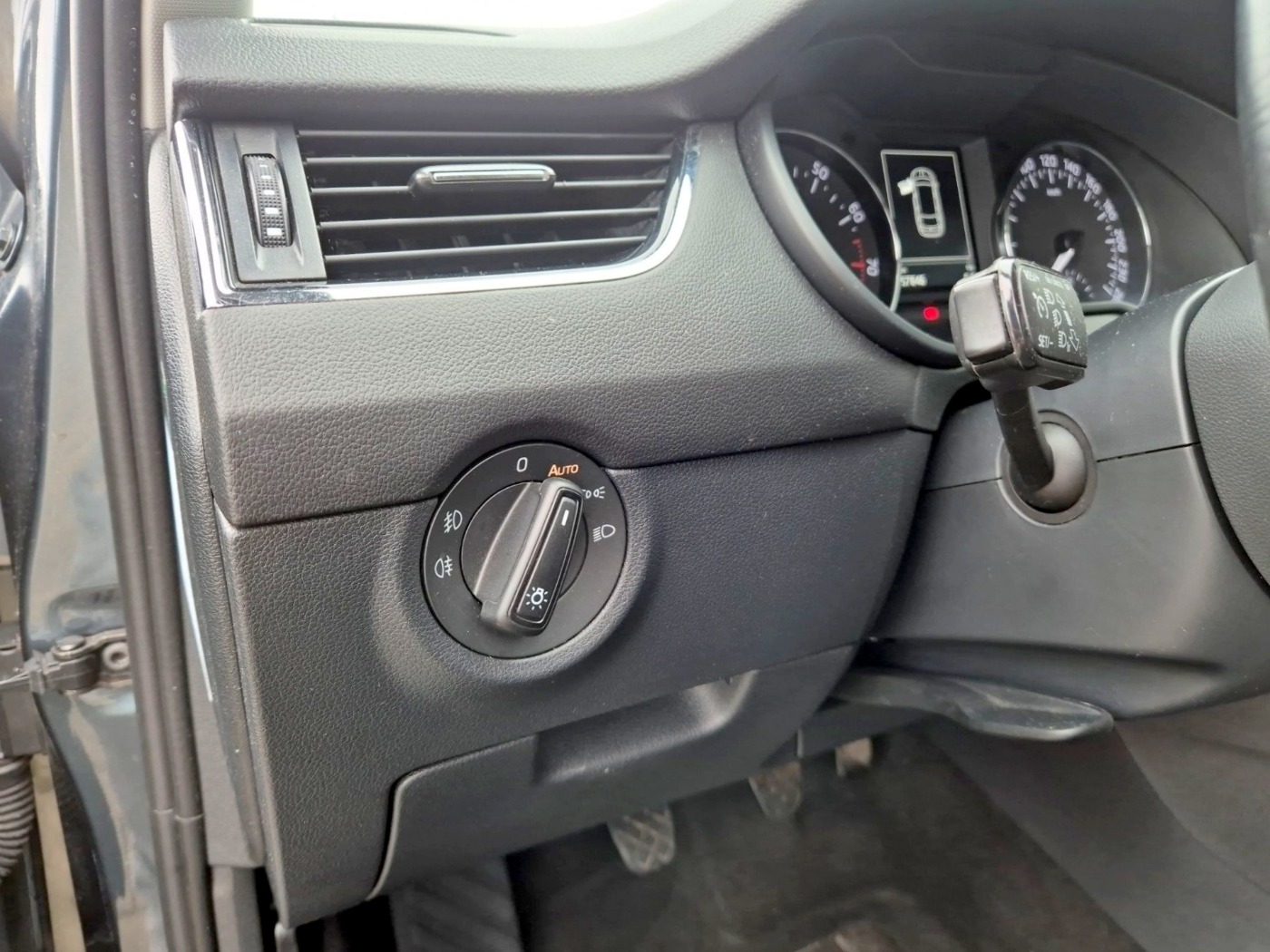 Škoda Octavia Combi 1.2 TSI Style LM 2xKlima Allwetter Bild 9