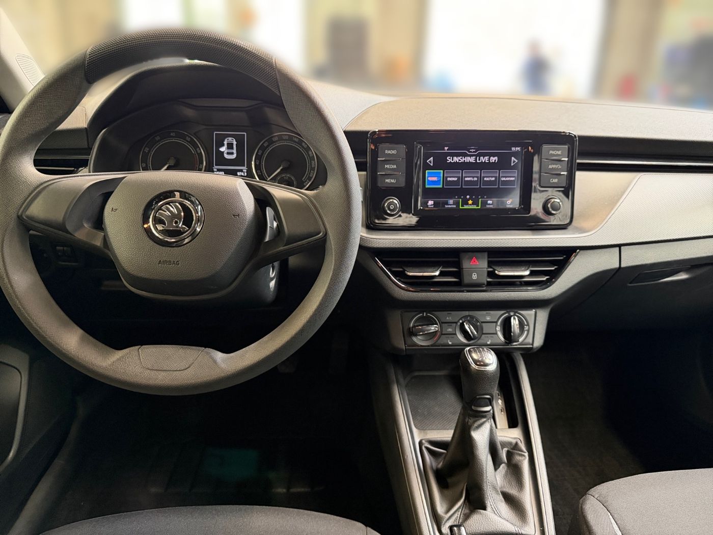 Škoda Scala 1.0 TSI Cool Plus LM LED PDC SHZ SpurH Bild 10