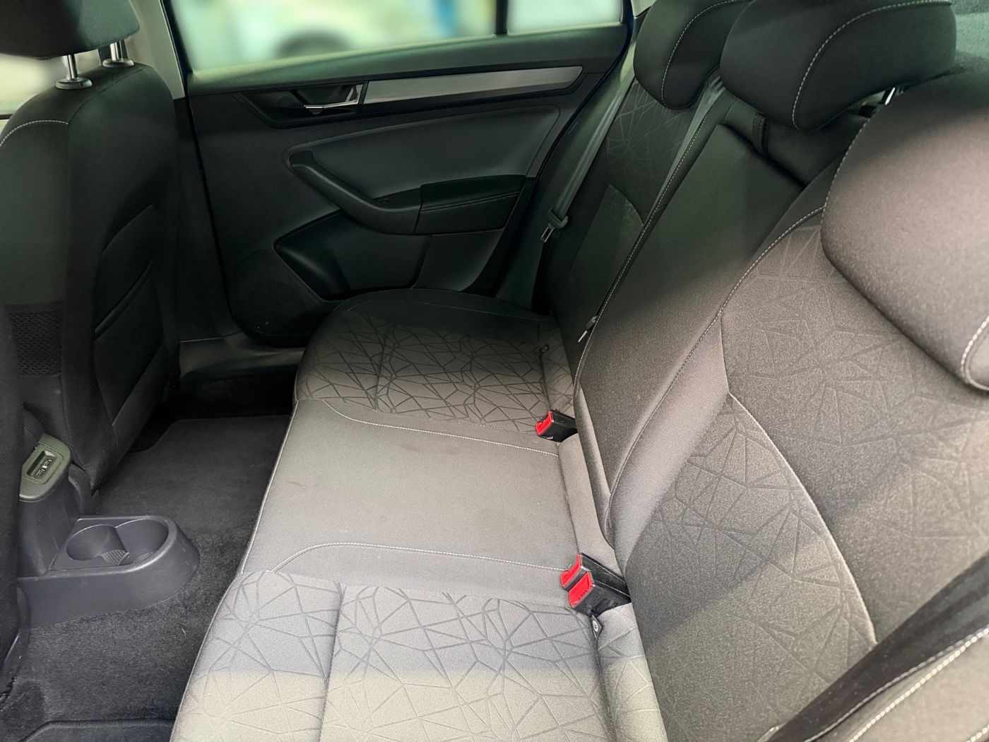 Škoda Rapid Spaceback 1,0 TSI Clever SHZ PDC Klima Navi Bild 11