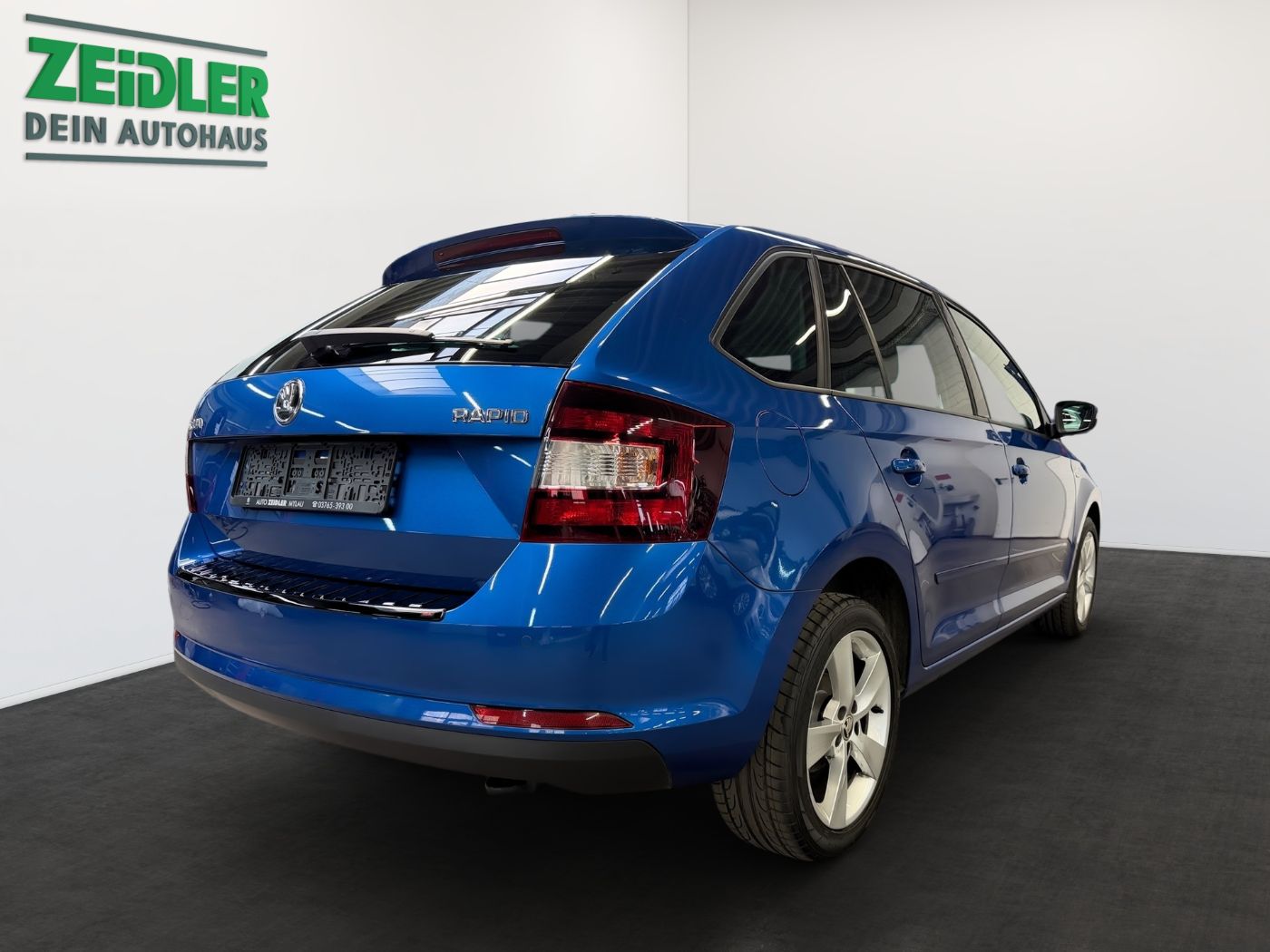 Škoda Rapid Spaceback 1,0 TSI Clever SHZ PDC Klima Navi Bild 3