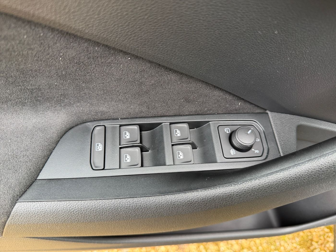 Škoda Kamiq 1.0 TSI Selection LM Kam. Matrix beh. FS Bild 13