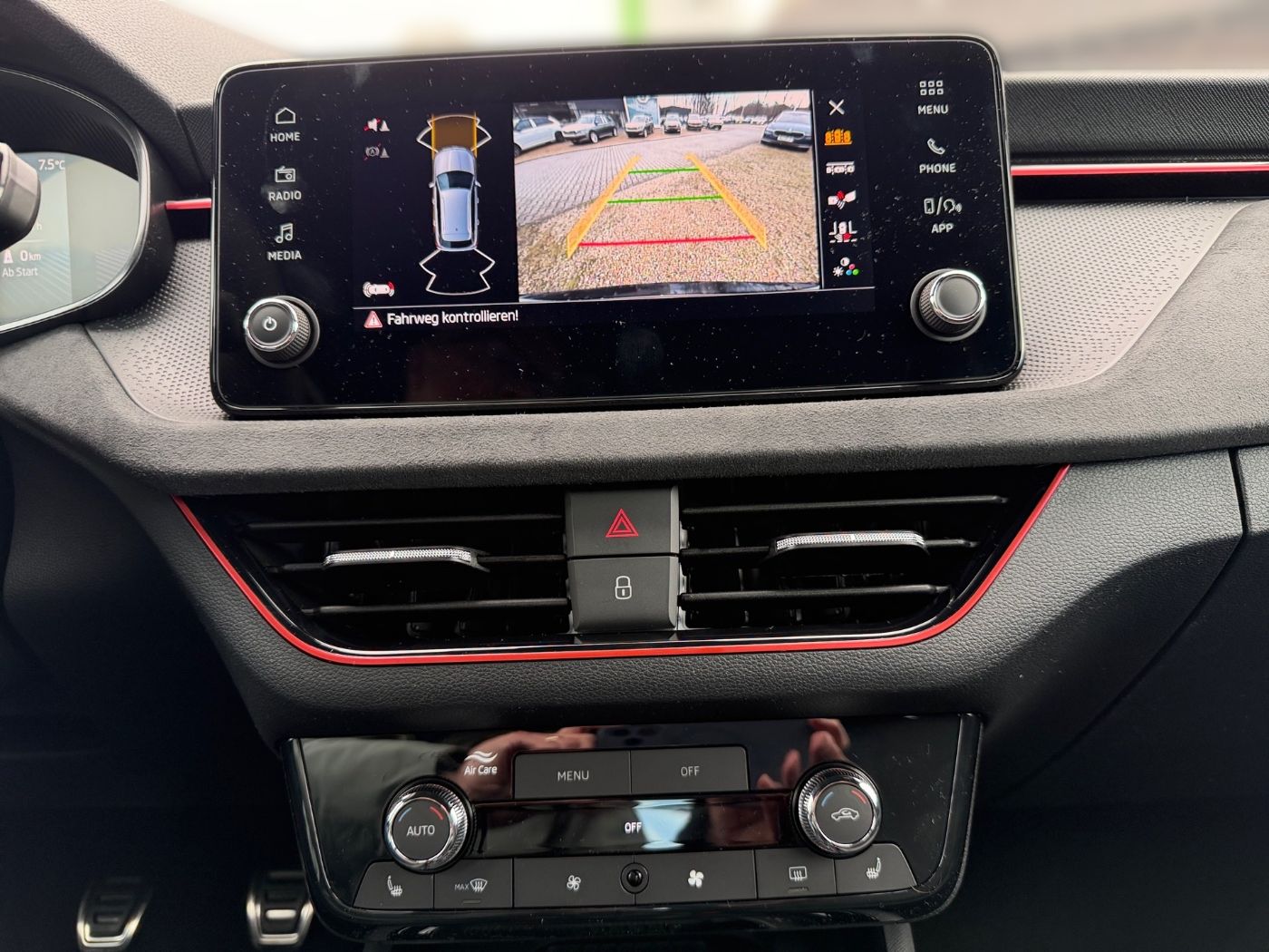 Škoda Kamiq 1.0 TSI Selection LM Kam. Matrix beh. FS Bild 9