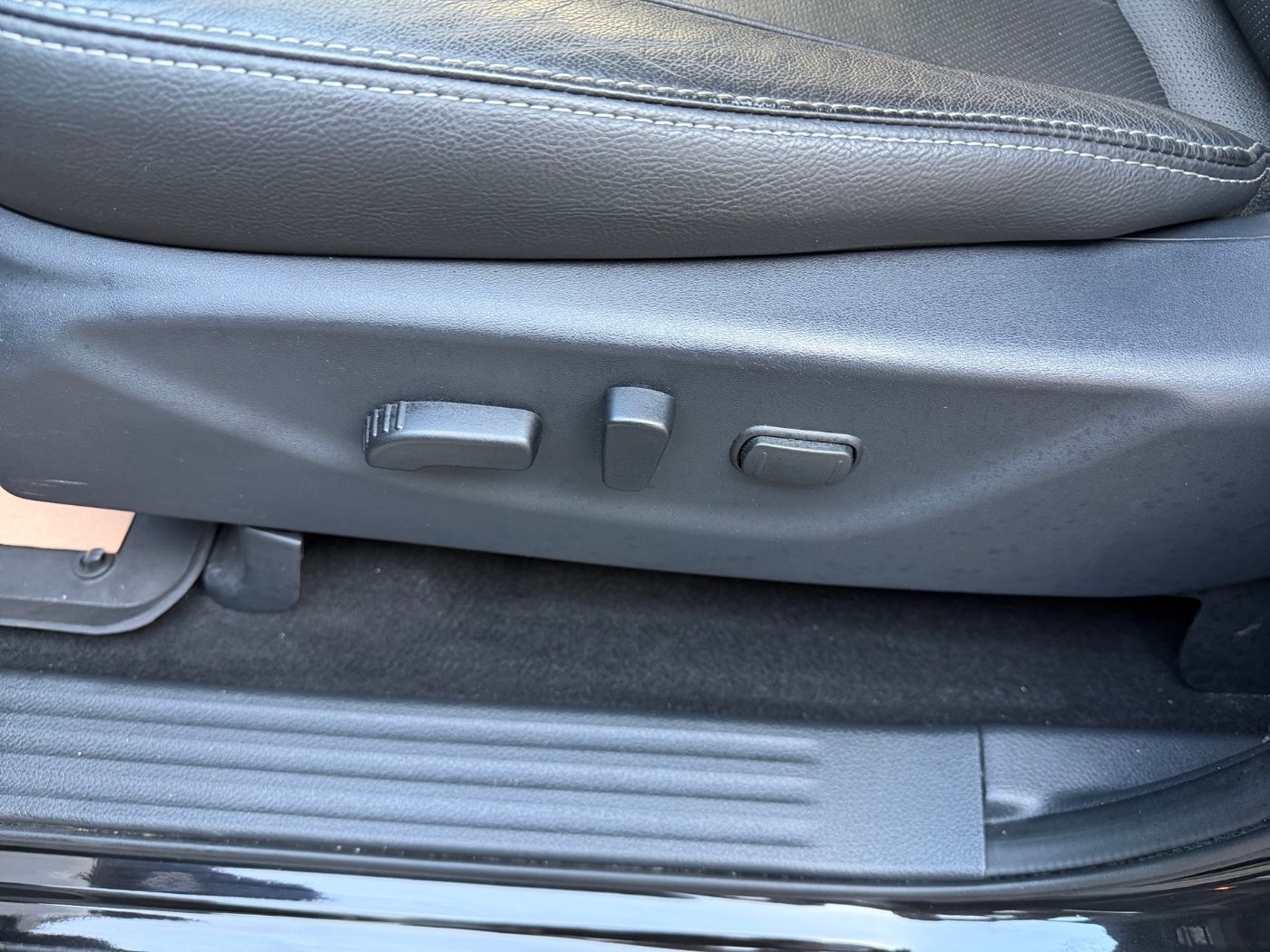 Renault Alaskan 2.3 dCi 190 AT Intens DC 4x4 Navi Bild 14