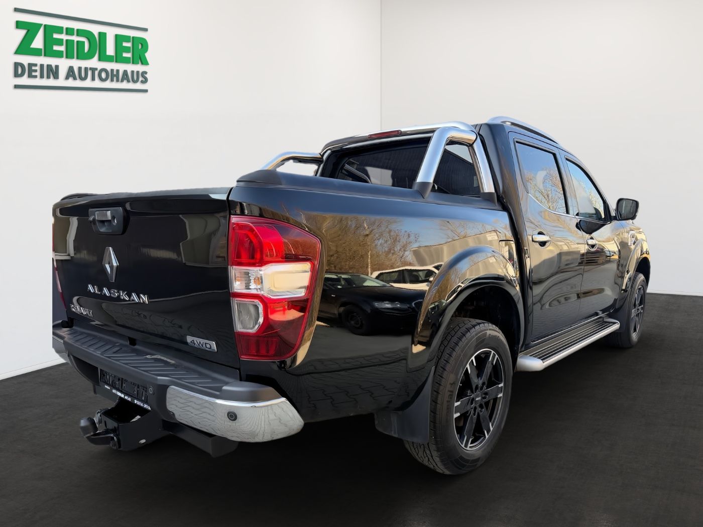 Renault Alaskan 2.3 dCi 190 AT Intens DC 4x4 Navi Bild 3