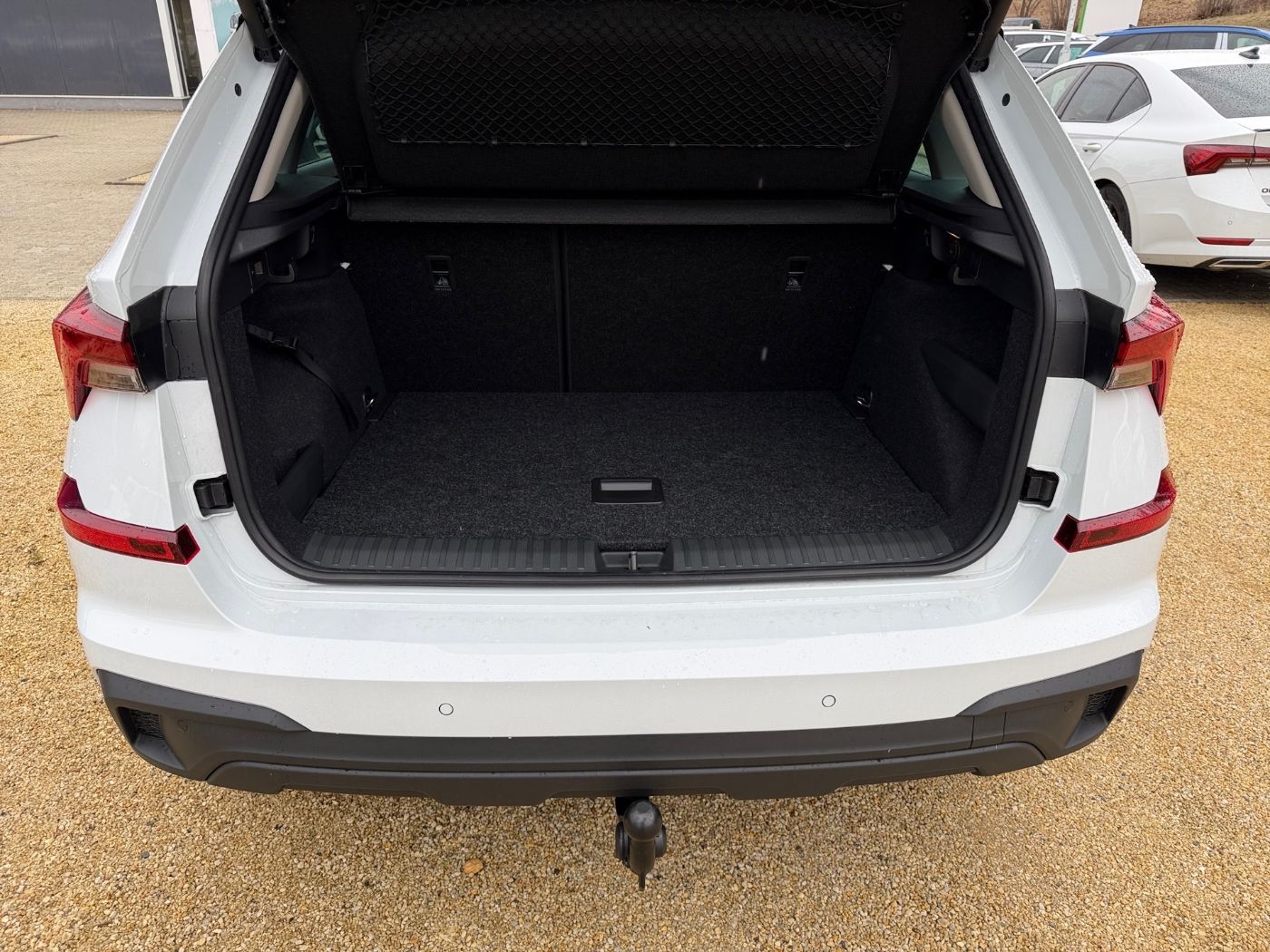 Škoda Kamiq 1.0 TSI Tour DSG LM Navi ACC AHK LED Bild 12