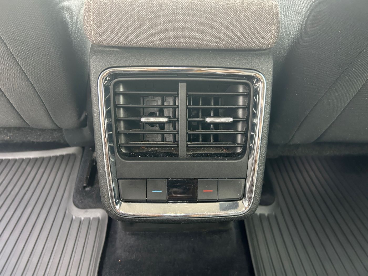 Škoda Enyaq 60 Lodge LM Navi Kam. ACC Akustikglas Bild 13