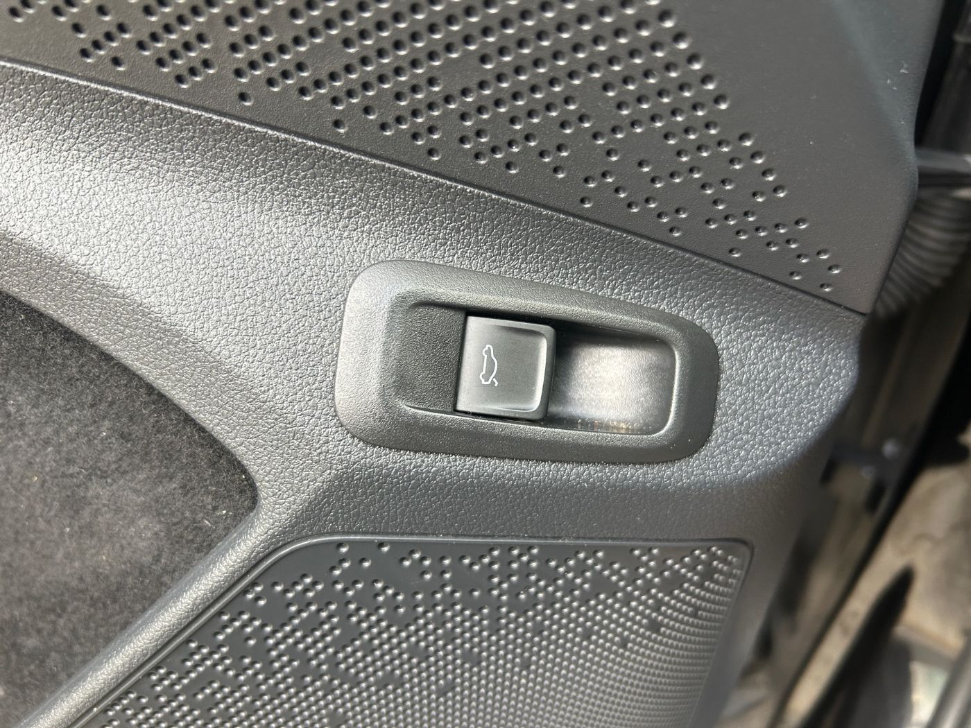 Škoda Enyaq 60 Lodge LM Navi Kam. ACC Akustikglas Bild 16