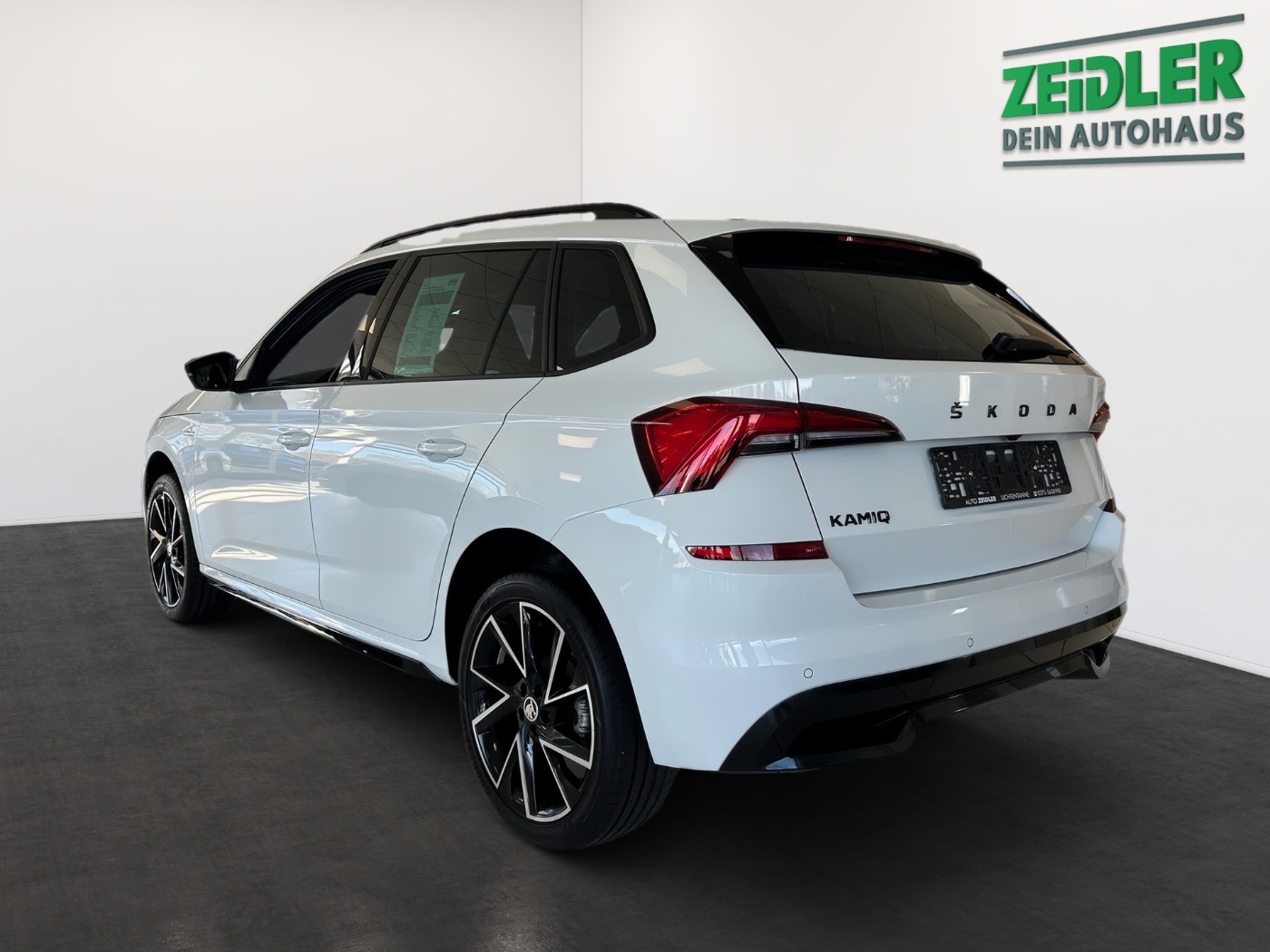 Škoda Kamiq 1.0 TSI Monte Carlo LM Pano Kam. 2xKlima Bild 4