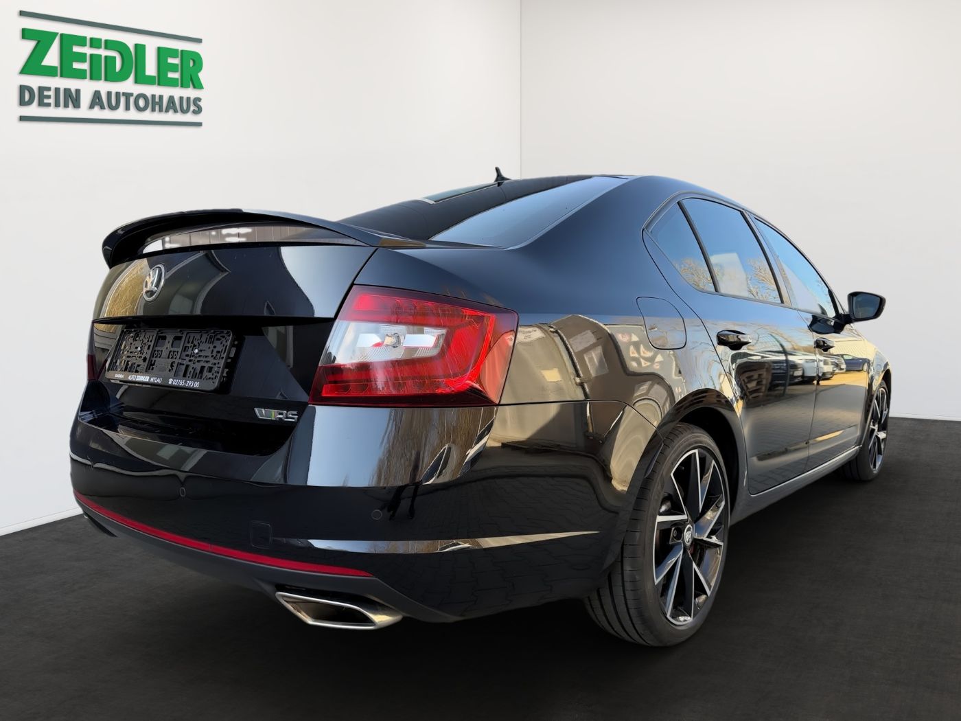 Škoda Octavia 2.0 TSI RS 245 LM Navi LED 2xKlima Bild 3