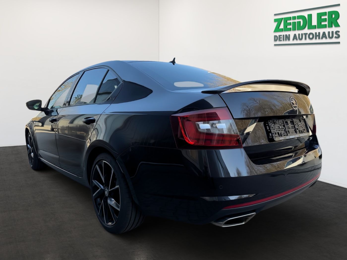Škoda Octavia 2.0 TSI RS 245 LM Navi LED 2xKlima Bild 4