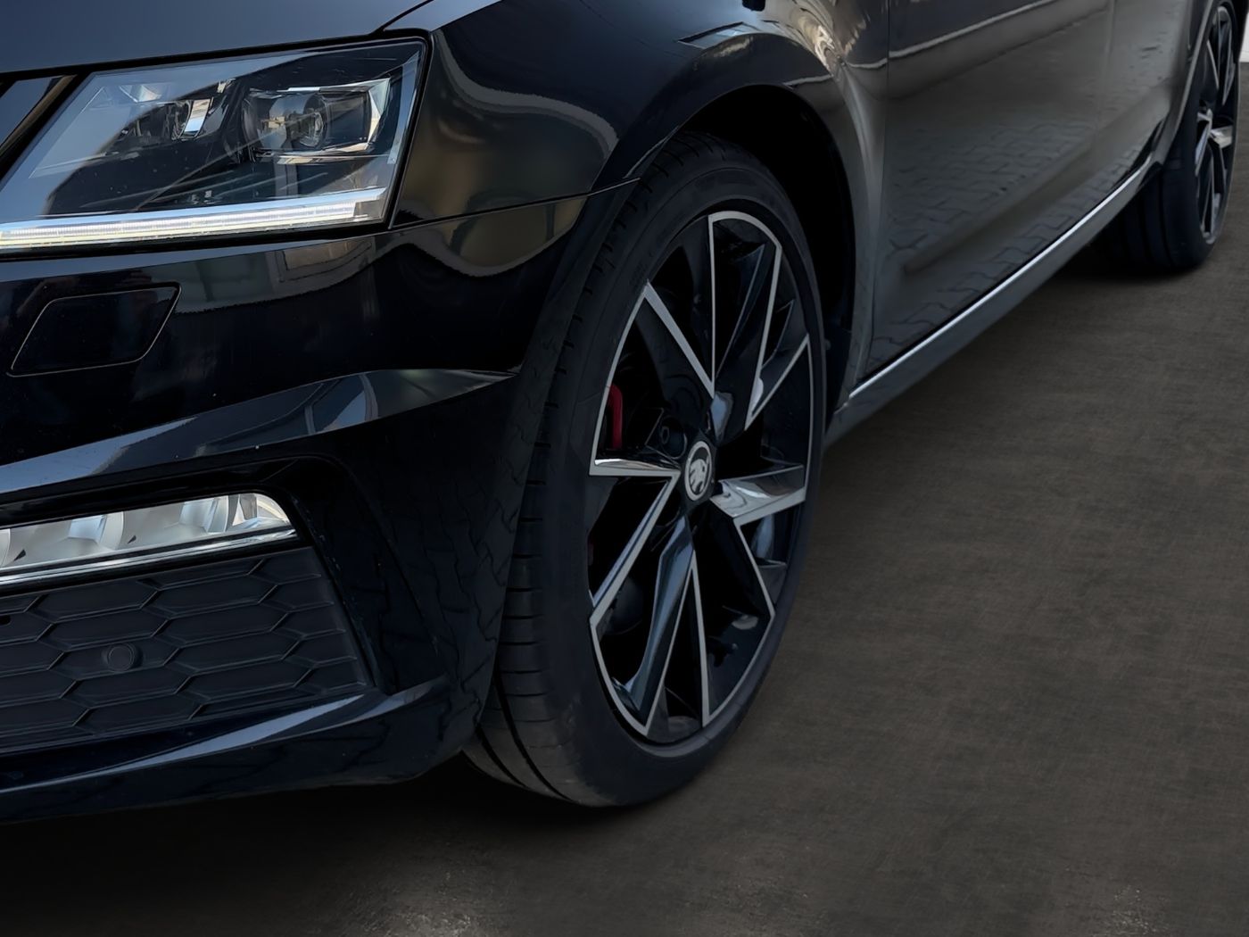 Škoda Octavia 2.0 TSI RS 245 LM Navi LED 2xKlima Bild 6