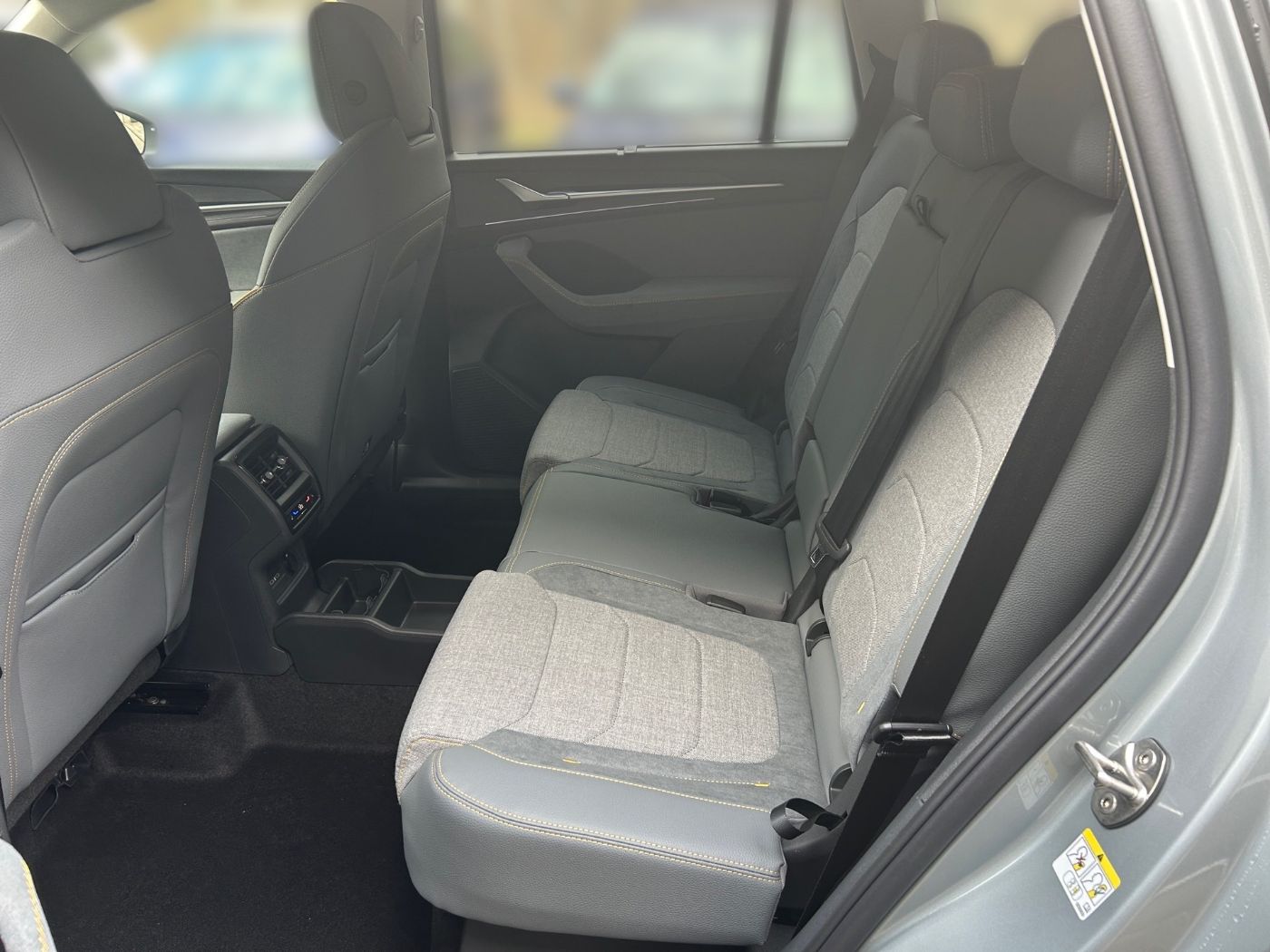 Škoda Kodiaq 2.0 TDI Selection DSG Navi Kam. 4xSHZ ACC Bild 11