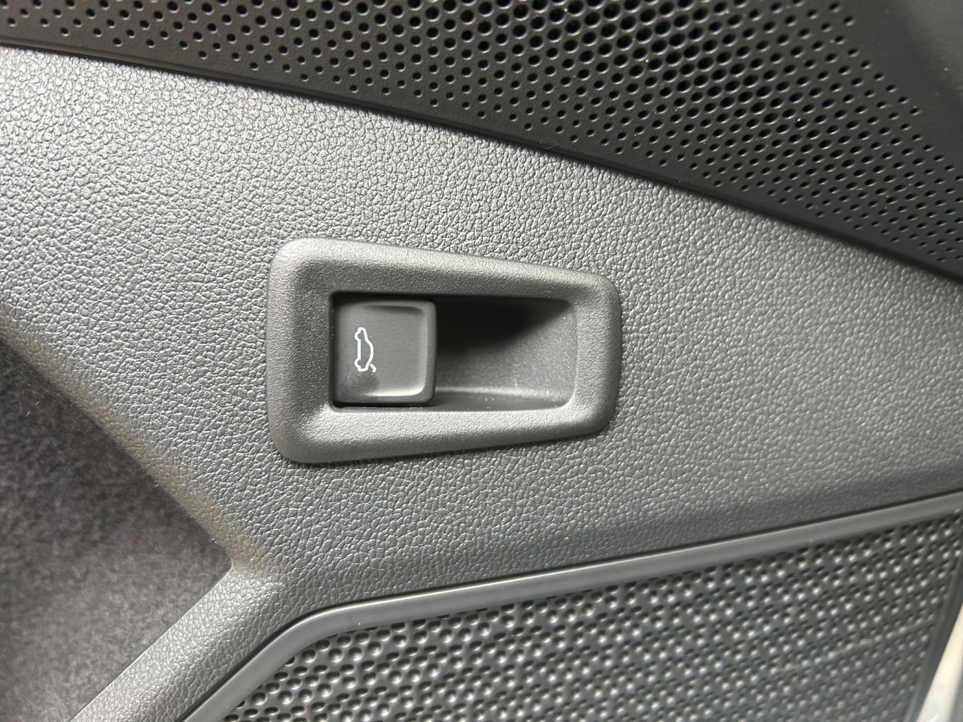 Škoda Kodiaq 2.0 TDI Selection DSG Navi Kam. 4xSHZ ACC Bild 18