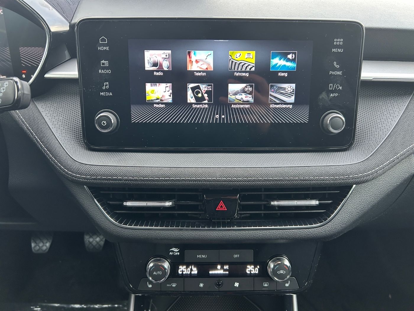 Škoda Fabia 1.0 MPI Selection Climatronic LED Tempomat Bild 9