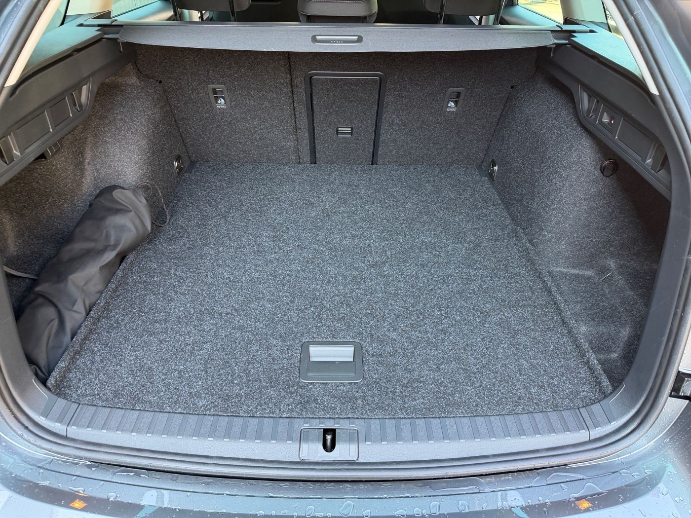 Škoda Octavia Combi Selection 2,0 TDI DSG Navi Kam. ACC Bild 12