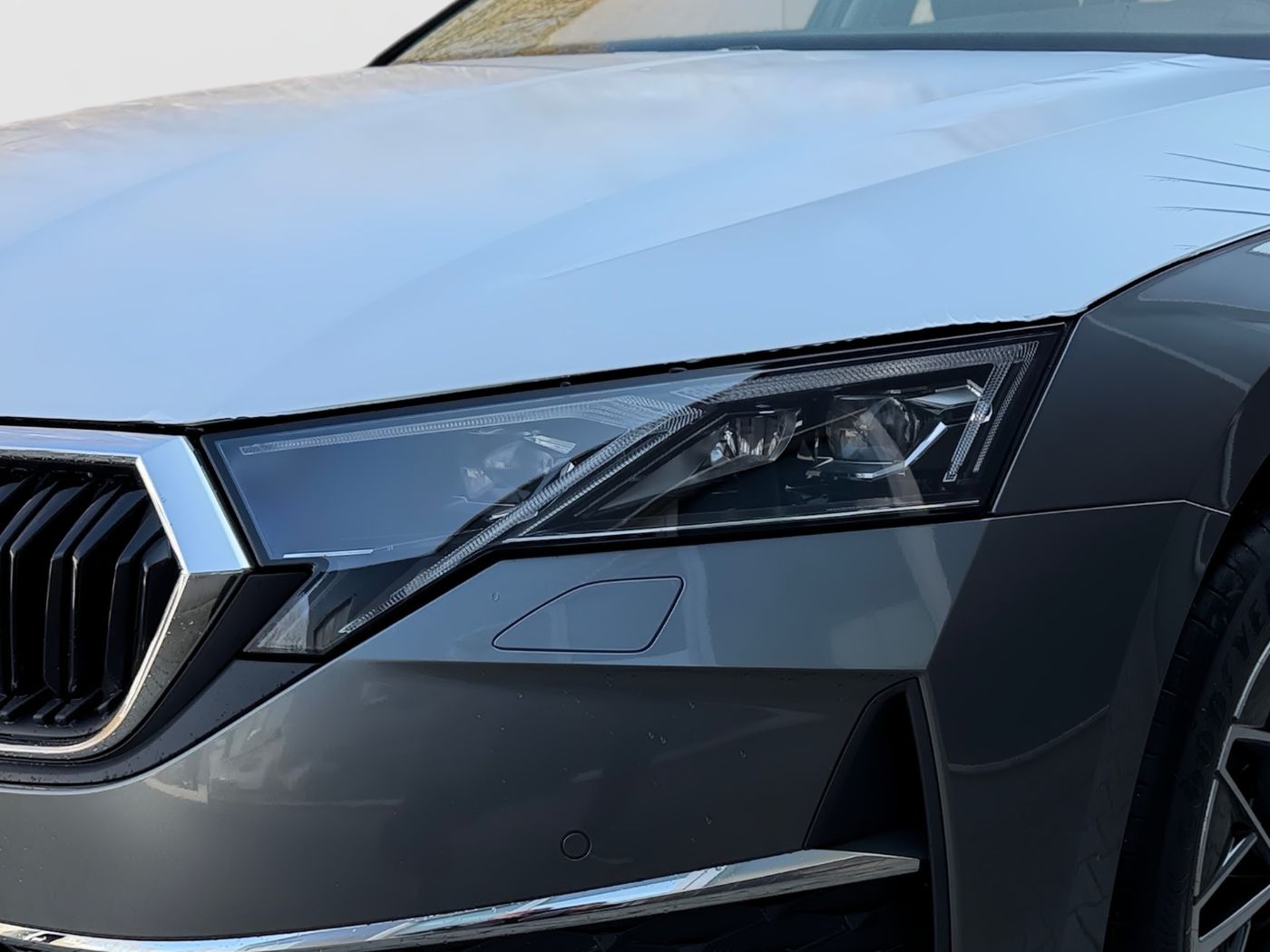 Škoda Octavia Combi Selection 2,0 TDI DSG Navi Kam. ACC Bild 5