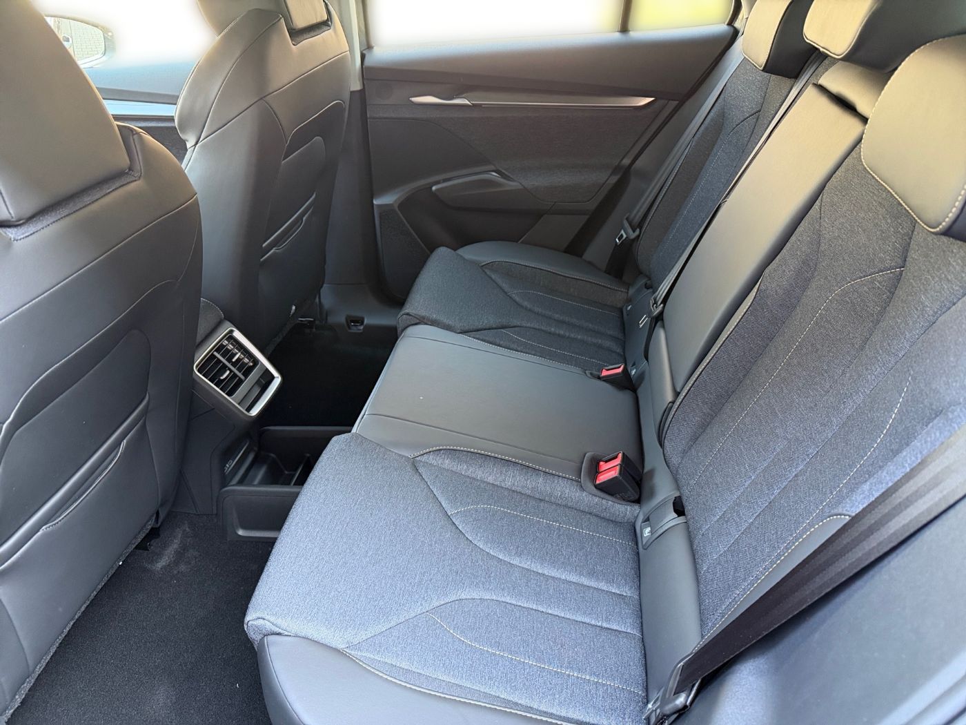 Škoda Elroq 50 Loft Navi Kam. 2xKlima ACC LED AHK Bild 11