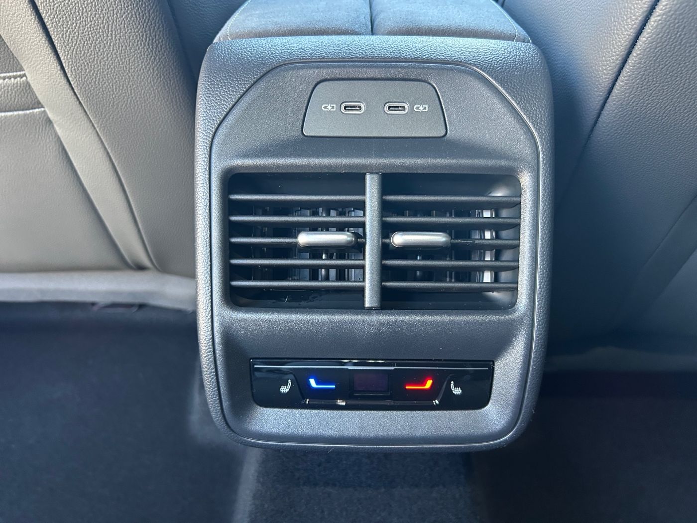 Škoda Superb Combi Sportline 2,0 TSI DSG Navi AHZV Bild 15