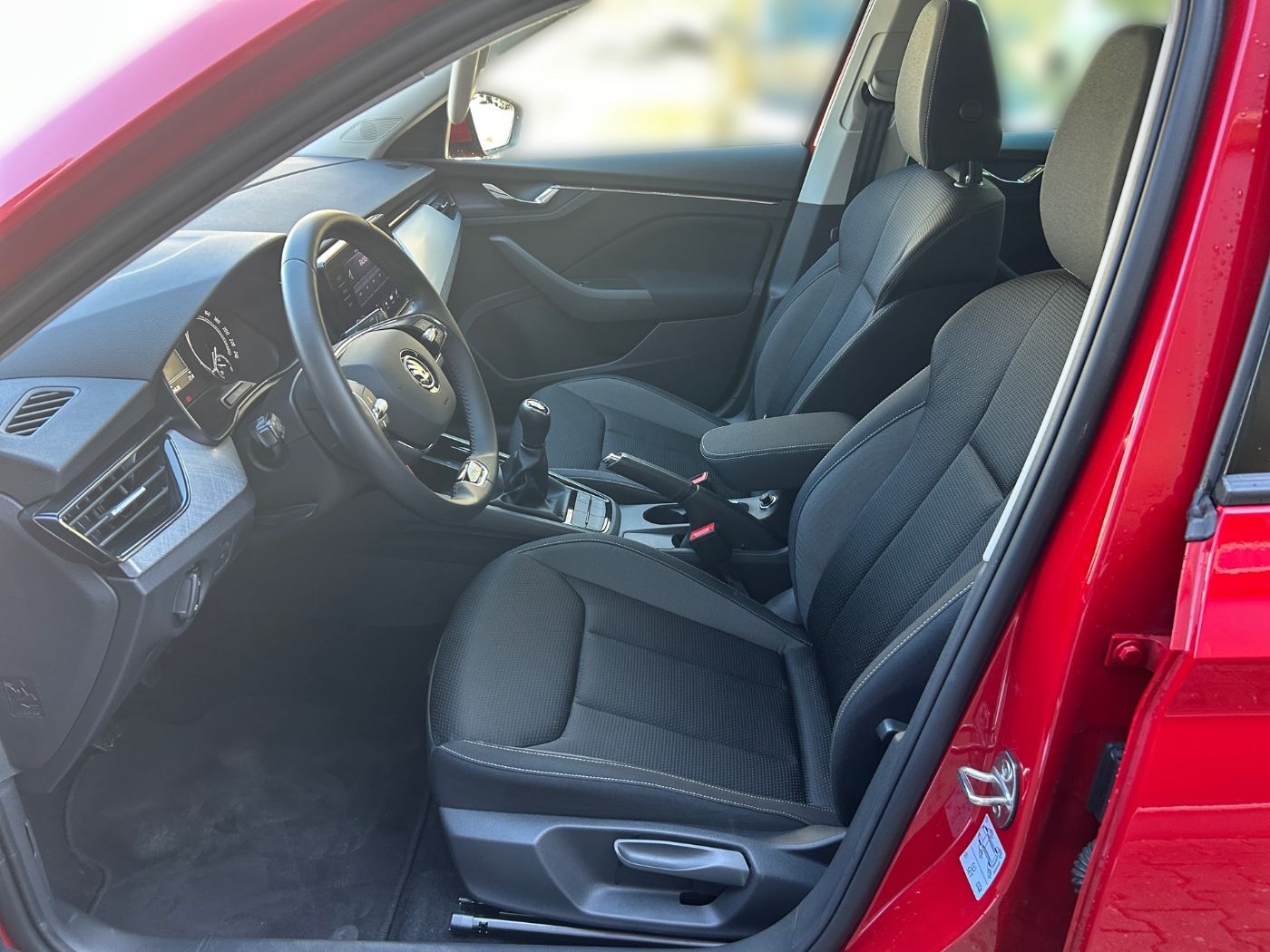 Škoda Kamiq 1.0 TSI Tour LM  KlimaA LED PDC SHZ Bild 7