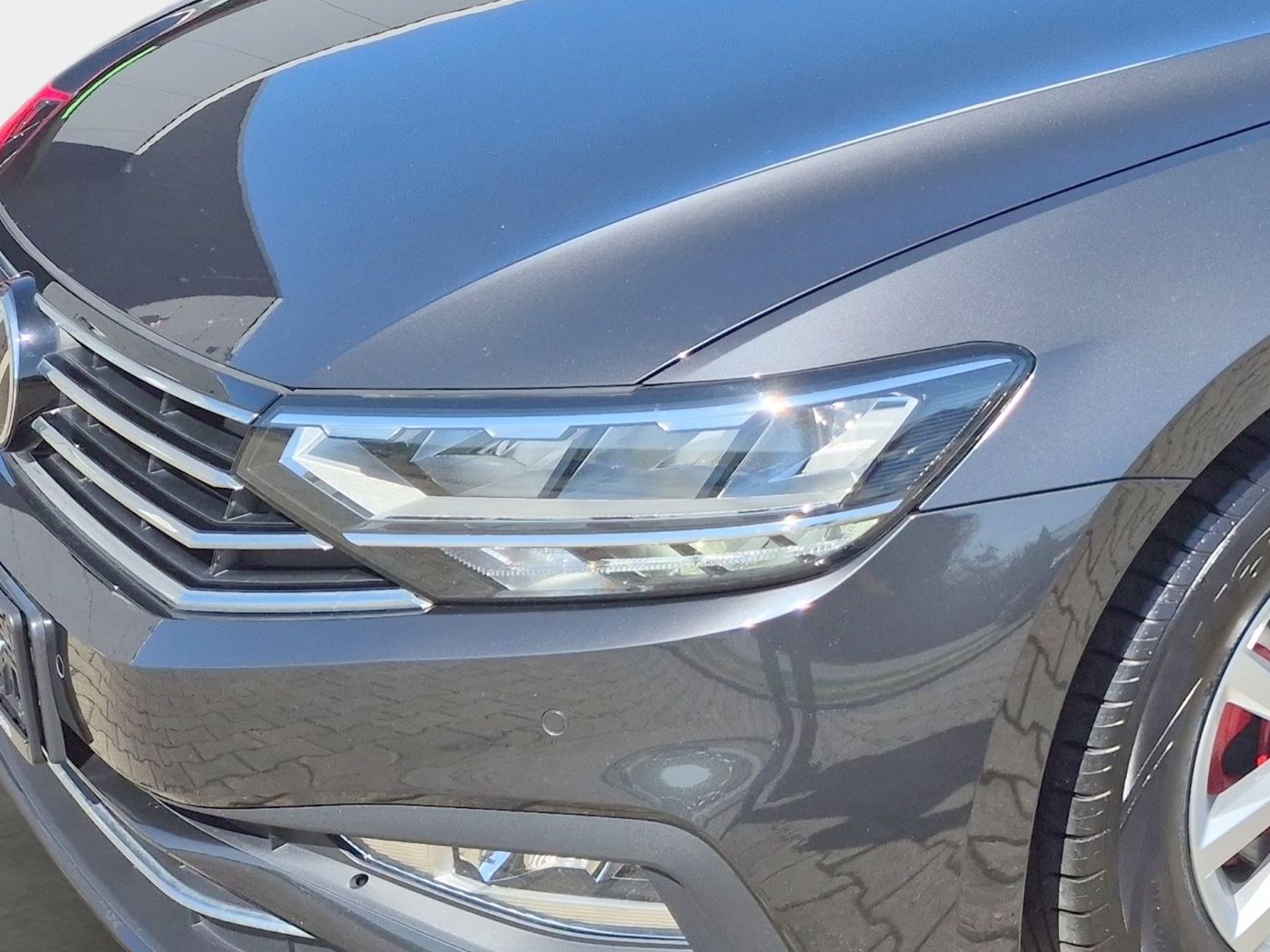 VW Passat Variant 1.5 TSI DSG Business Navi ACC AHK Bild 5