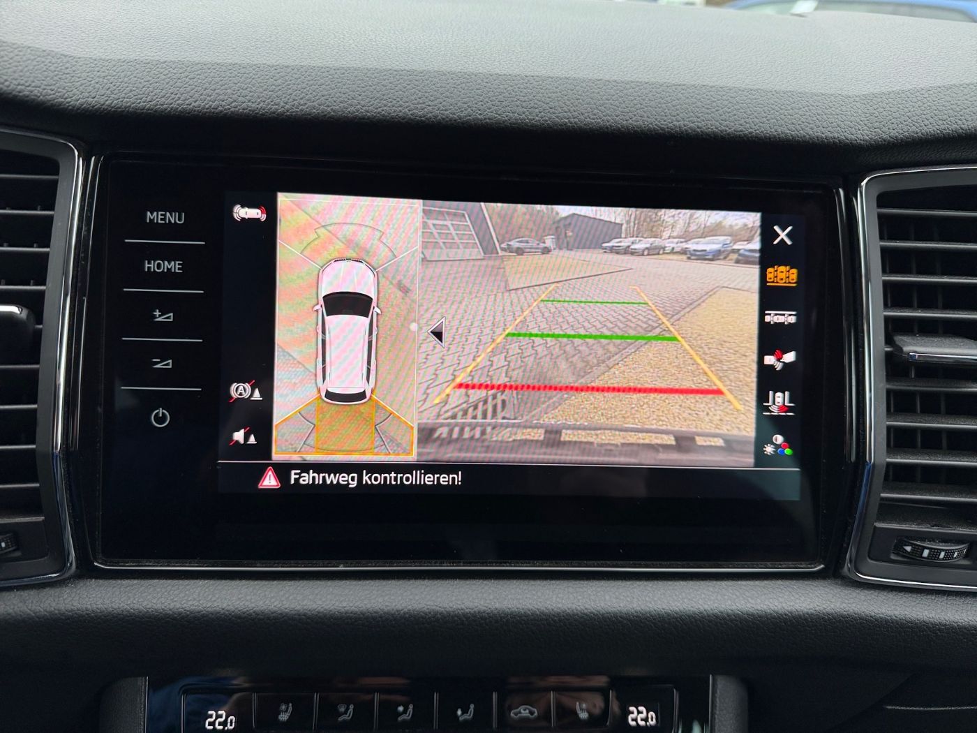 Škoda Kodiaq 2.0 TDI L&amp;K 4x4 DSG LM Navi Kam. Standh. Bild 16