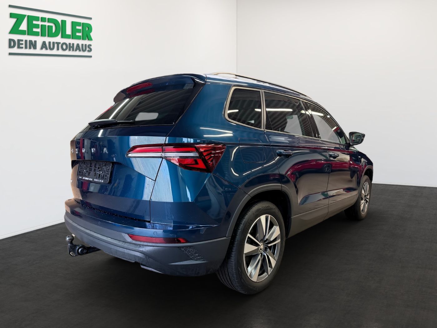 Škoda Karoq 1.5 TSI ACT Tour LM LED 2xKlima 4xSHZ AHK Bild 3