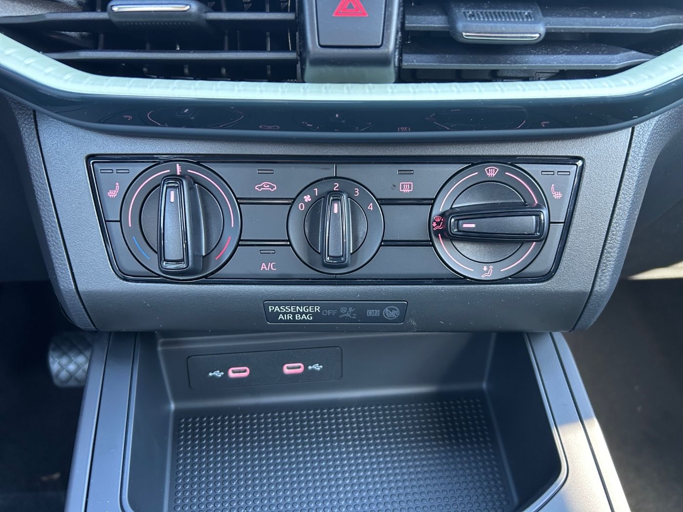 Seat Ibiza Style 1.0 TSI 70kW Facelift LED PDC SHZ Bild 13