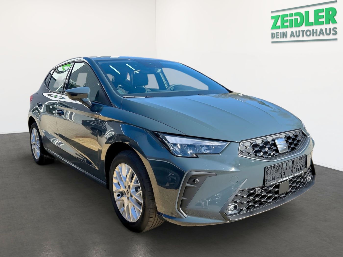 Seat Ibiza Style 1.0 TSI 70kW Facelift LED PDC SHZ Bild 2