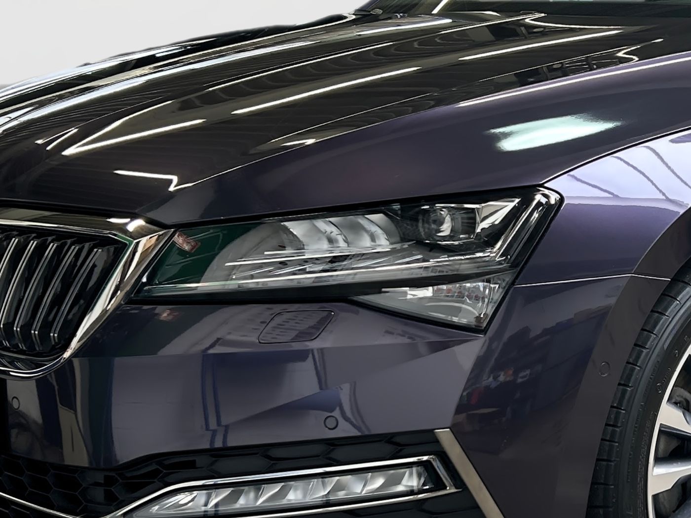 Škoda Superb Combi 2.0 TSI L&amp;K 4x4 LM Navi Pano 360 SD Bild 6