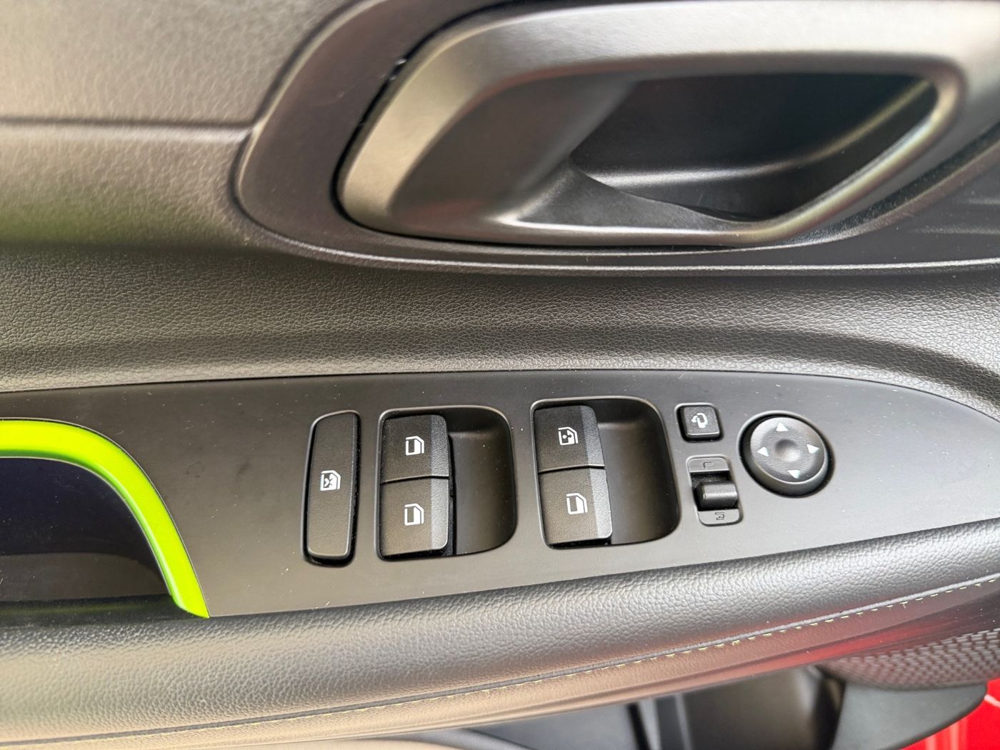 Hyundai i20 Intro Edition Mild-Hybrid 1,0 T-GDI LED Navi Bild 14