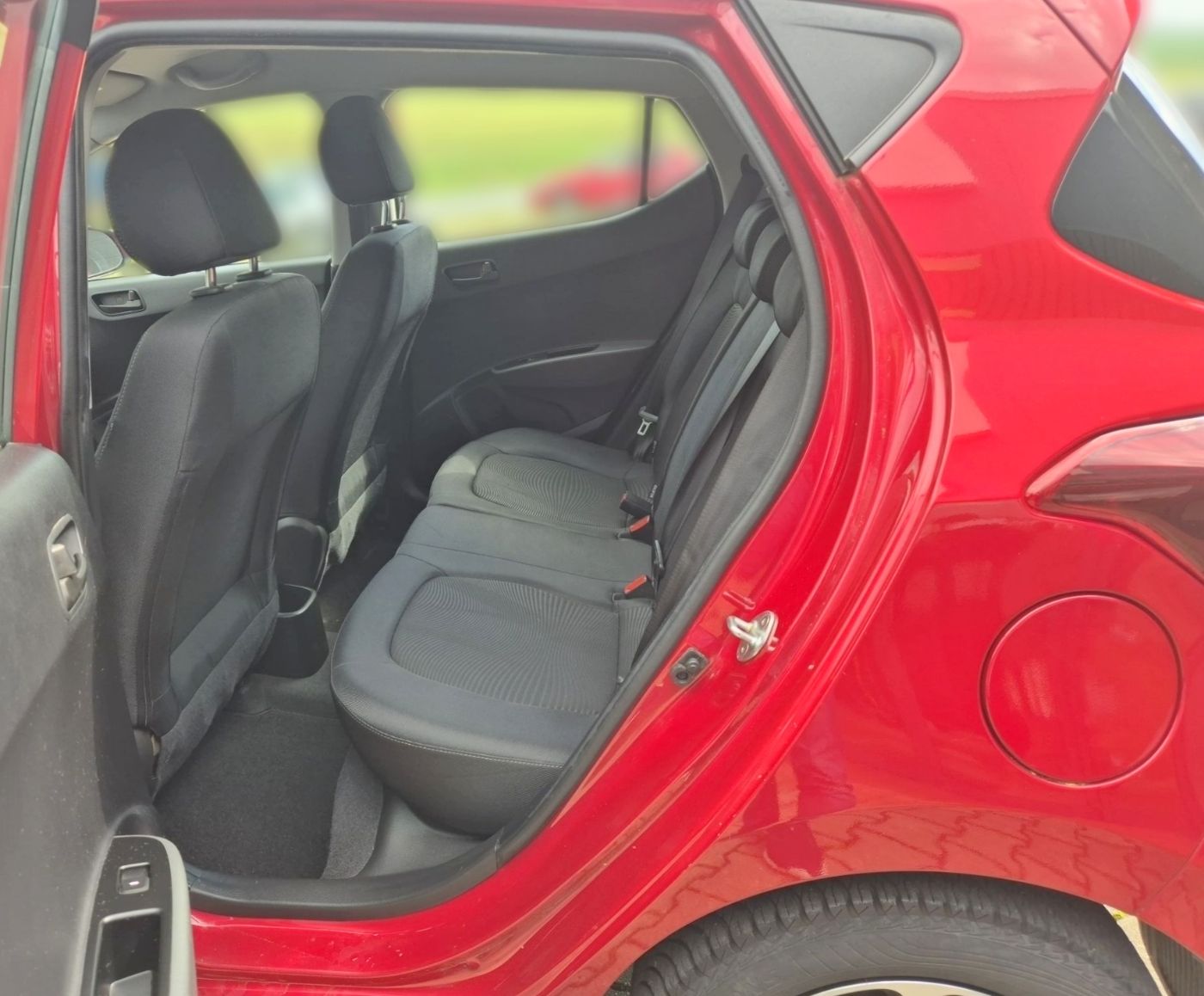 Hyundai i10 1.0 YES! LM SHZ Klima beh. Lenkrad Bild 14