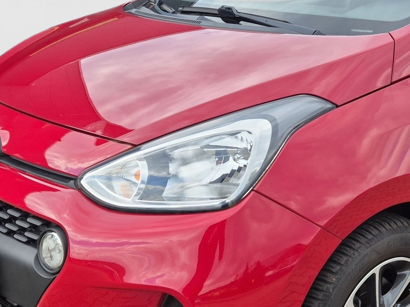 Hyundai i10 1.0 YES! LM SHZ Klima beh. Lenkrad Bild 5