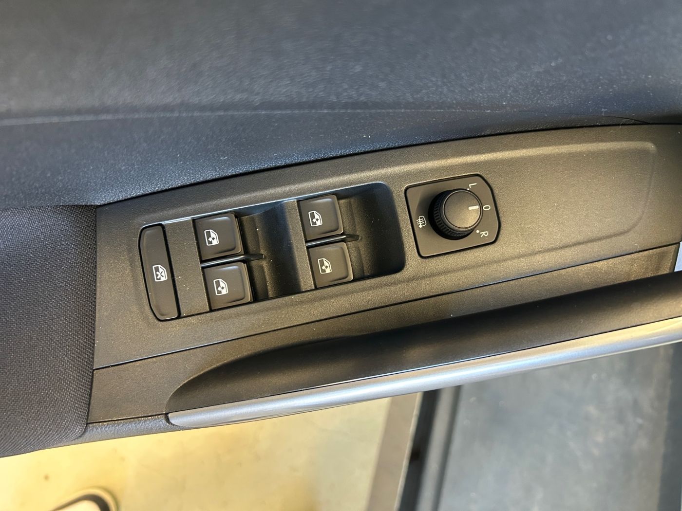 Škoda Fabia 1.0 TSI Selection LM Navi SHZ KlimaA Bild 13
