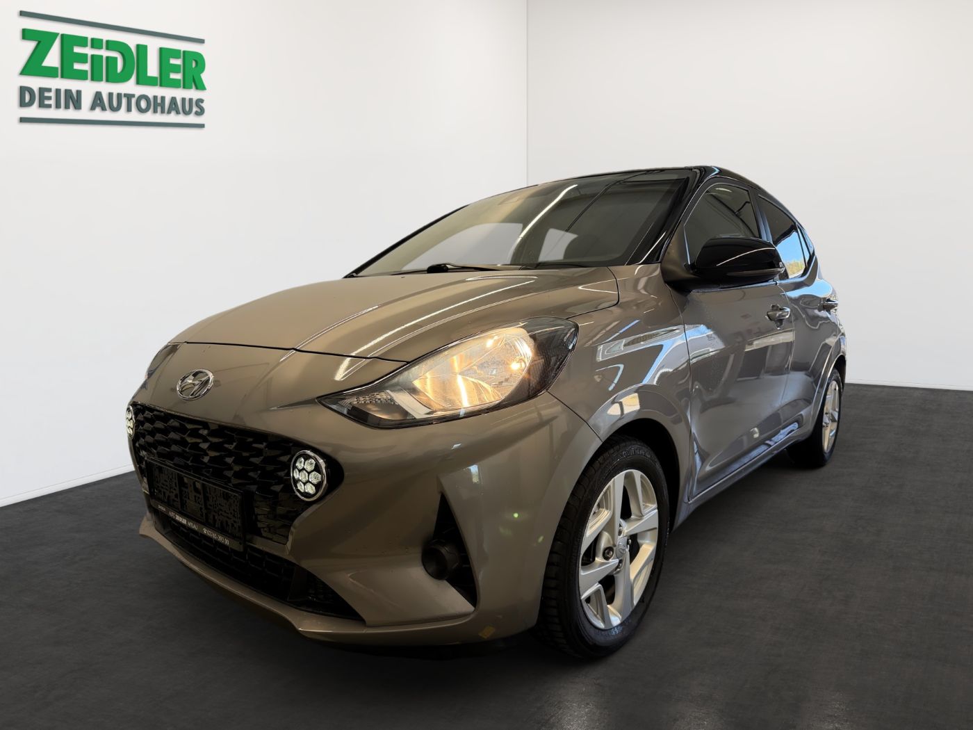 Hyundai i10 Intro Edition 1,2 Navi Klima RFK PDC SHZ