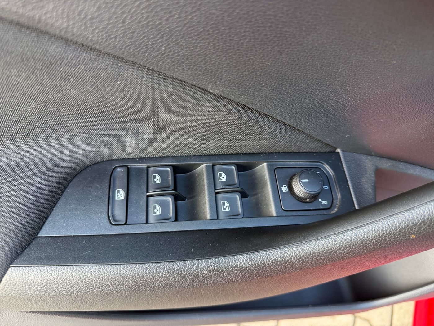 Škoda Kamiq 1.5 TSI Tour LM Navi 2xKlima AHK DynLicht Bild 13