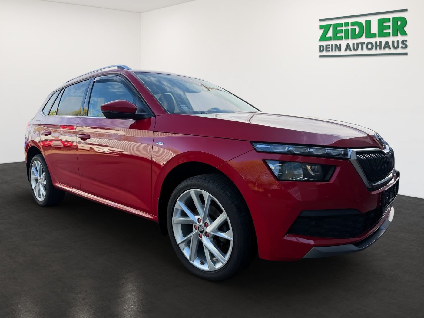 Škoda Kamiq 1.5 TSI Tour LM Navi 2xKlima AHK DynLicht Bild 2