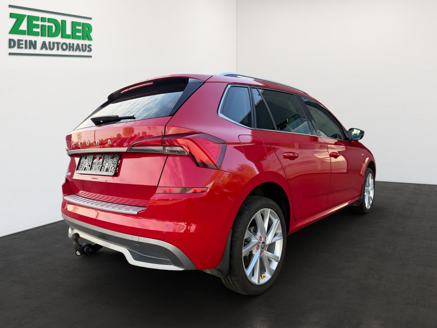 Škoda Kamiq 1.5 TSI Tour LM Navi 2xKlima AHK DynLicht Bild 3