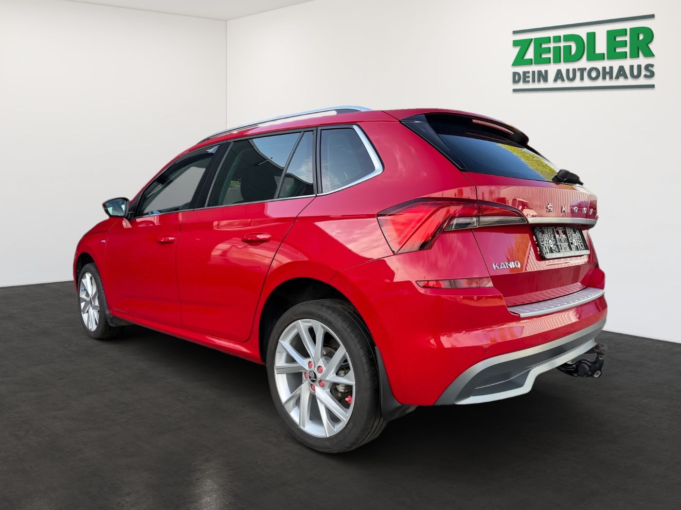 Škoda Kamiq 1.5 TSI Tour LM Navi 2xKlima AHK DynLicht Bild 4