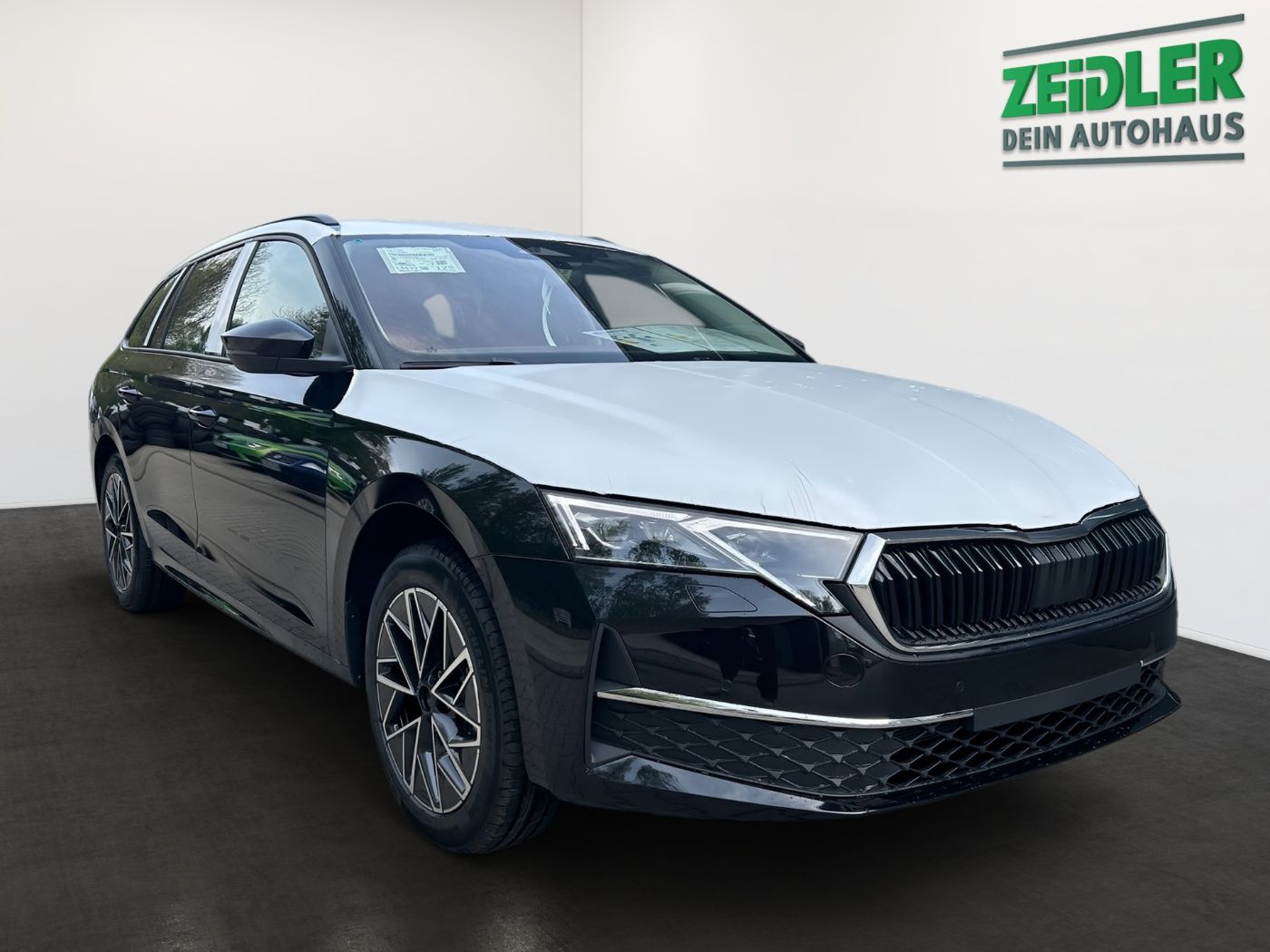 Škoda Octavia Combi Selection 2,0 TDI DSG Navi Kam. ACC Bild 2