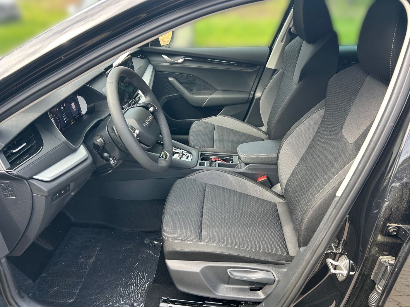 Škoda Octavia Combi Selection 2,0 TDI DSG Navi Kam. ACC Bild 7