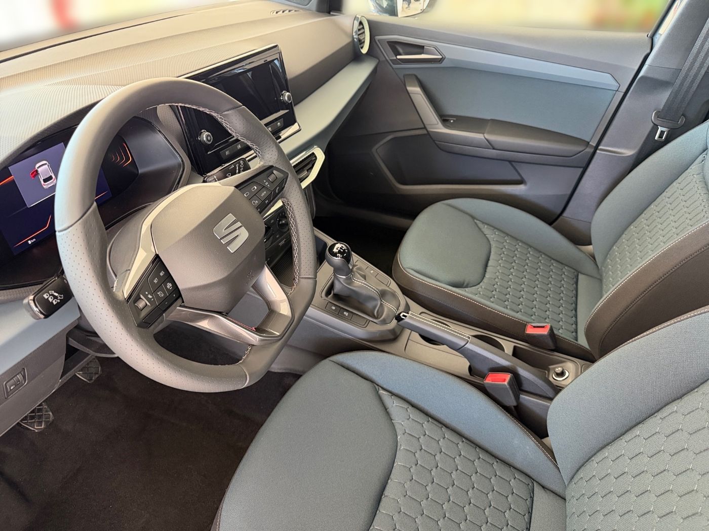 Seat Ibiza Style 1.0 TSI Facelift LED PDC SHZ RFK Bild 7
