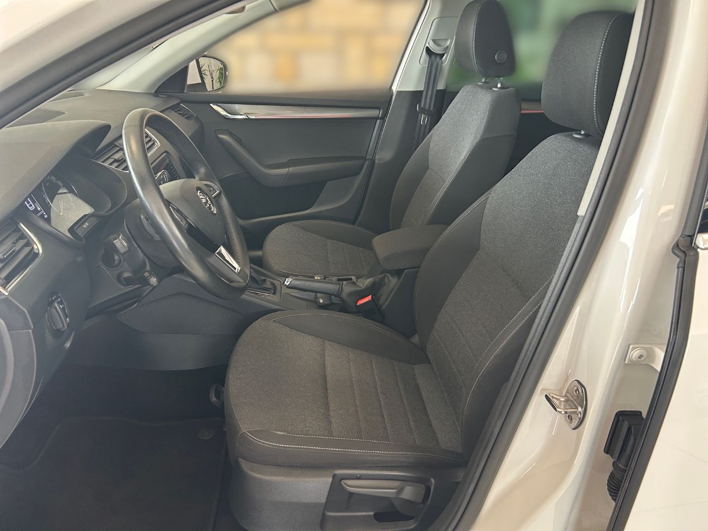Škoda Octavia Combi Soleil 2,0 TDI DSG Kam. 2xKlima AHK Bild 7