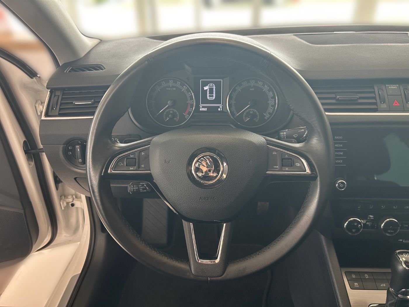 Škoda Octavia Combi Soleil 2,0 TDI DSG Kam. 2xKlima AHK Bild 8
