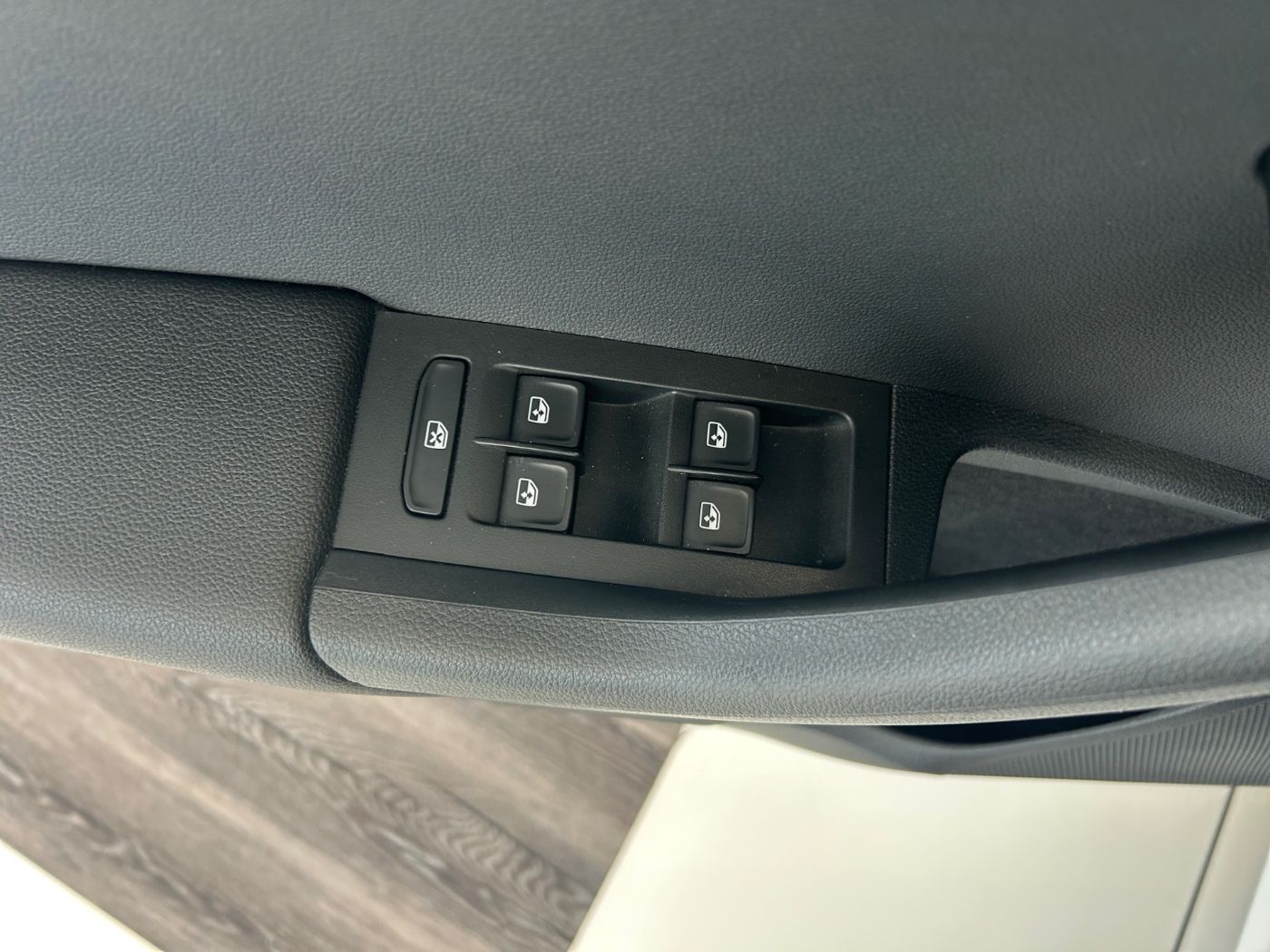 Škoda Octavia Combi Soleil 2,0 TDI DSG Kam. 2xKlima AHK Bild 14