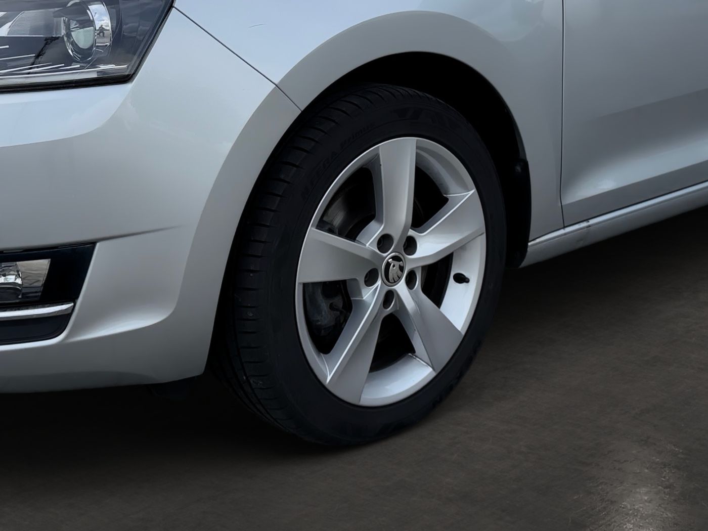 Škoda Rapid Spaceback Clever 1,0 TSI LM Xenon PDC Klima Bild 6