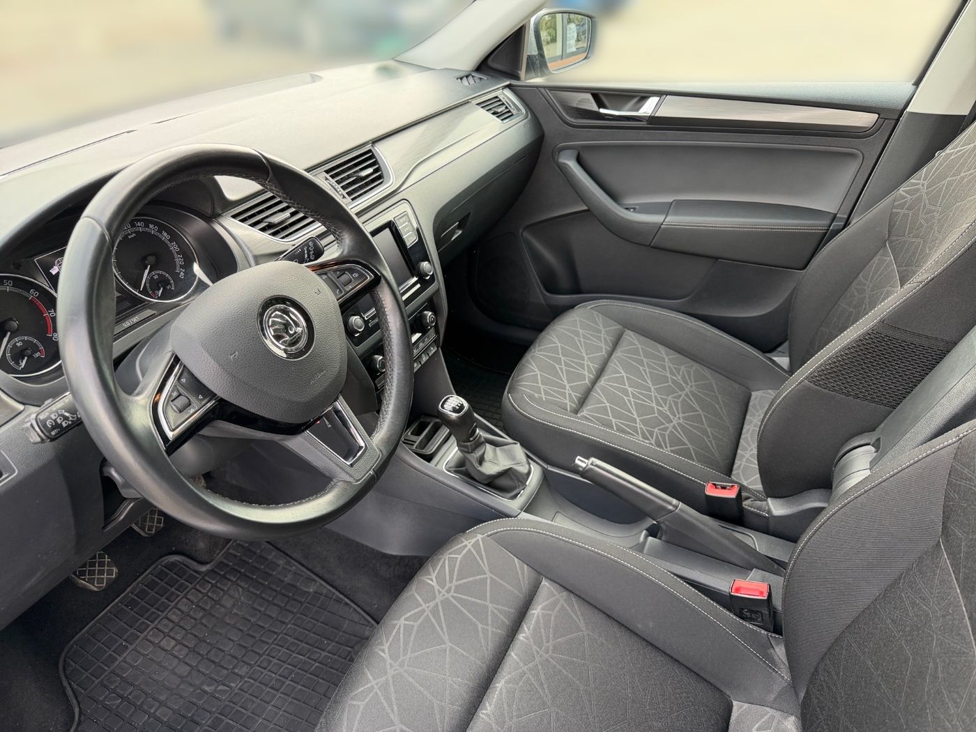 Škoda Rapid Spaceback Clever 1,0 TSI LM Xenon PDC Klima Bild 7