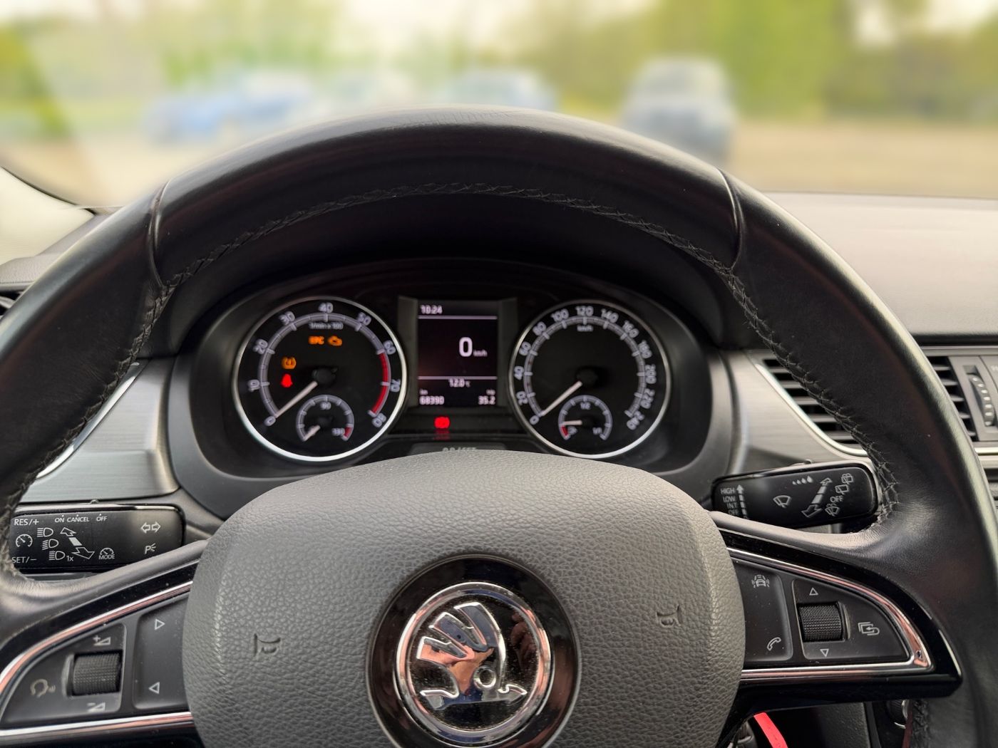 Škoda Rapid Spaceback Clever 1,0 TSI LM Xenon PDC Klima Bild 8