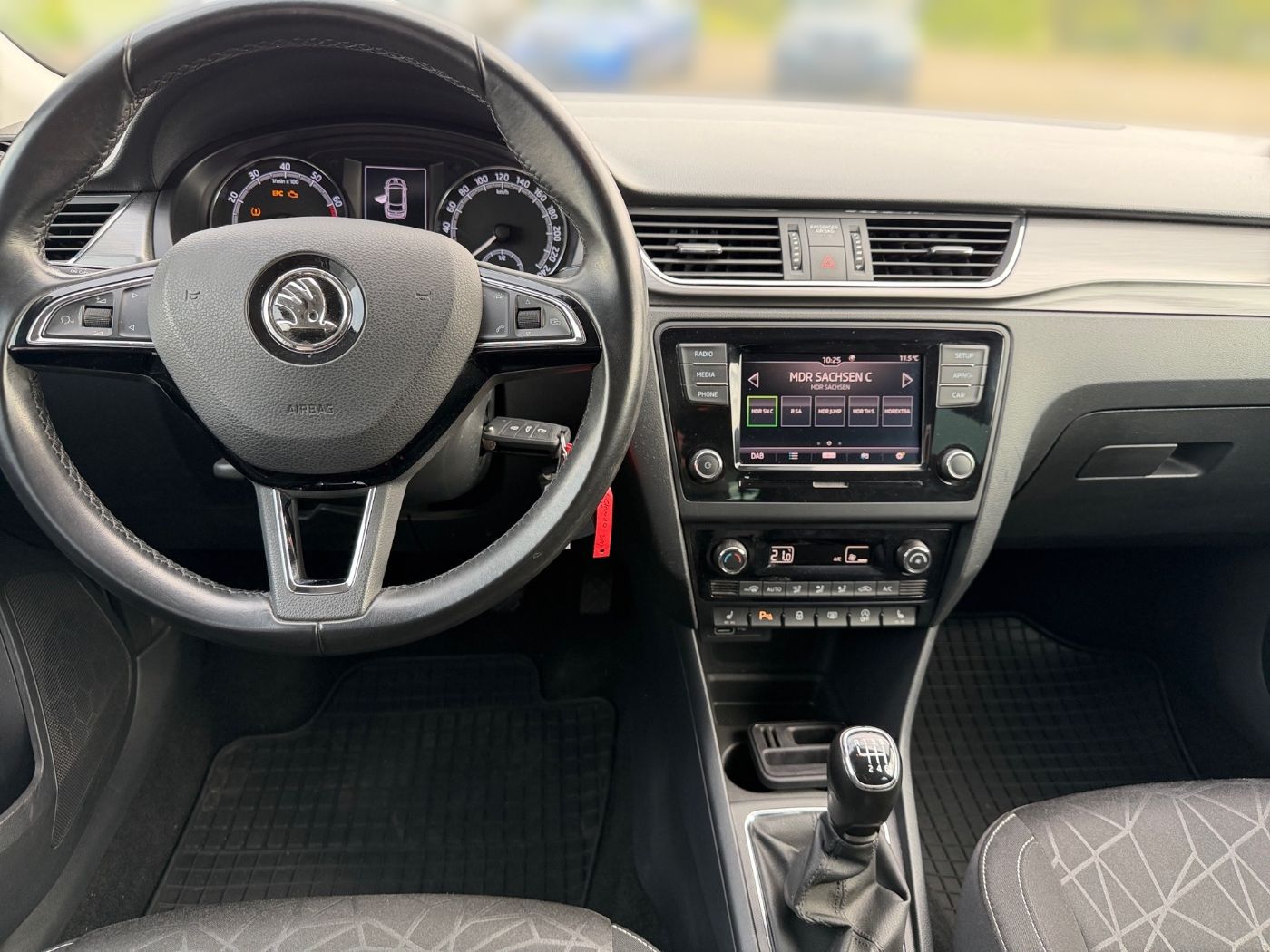 Škoda Rapid Spaceback Clever 1,0 TSI LM Xenon PDC Klima Bild 10